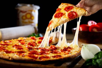 Top 5 Types of Pizza that You Should Try at Our Restaurant on Your Next Visit