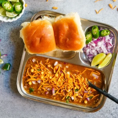 Misal Pav Recipe and Why You Should Try It at Amritsr Restaurant Bangkok